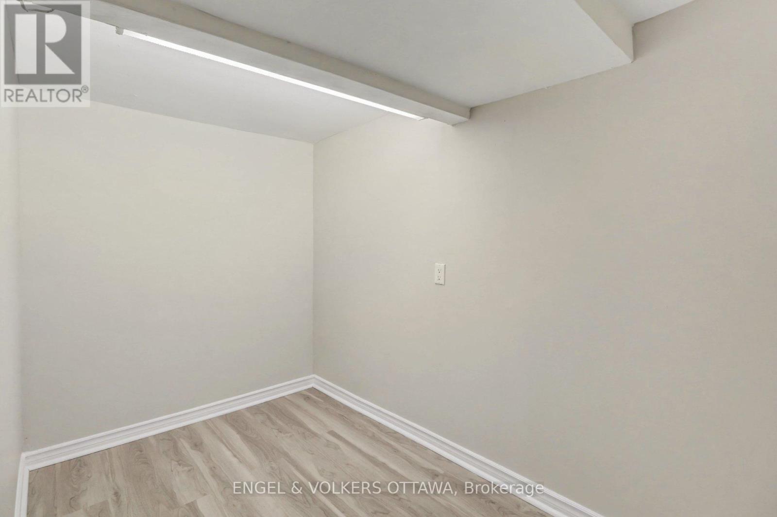 176 Arlington Avenue, Ottawa, Ontario  K1R 5S7 - Photo 12 - X12881804