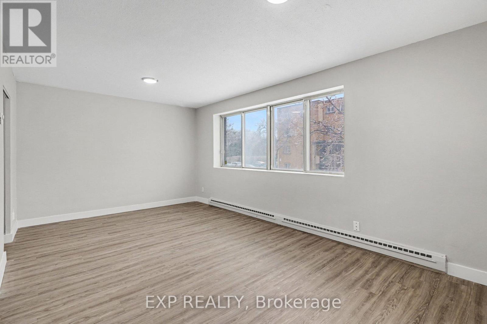 101 - 1435 Morisset Avenue, Ottawa, Ontario  K1Z 8H4 - Photo 8 - X12881816