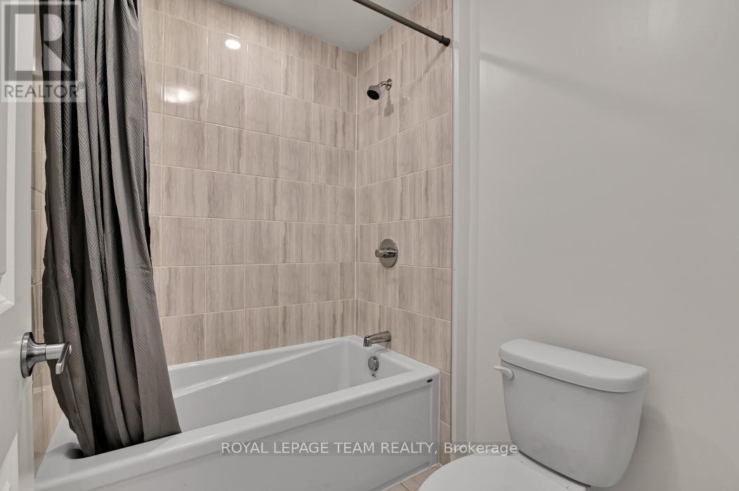 912 Duxbury Lane, Ottawa, Ontario  K4M 0M2 - Photo 21 - X12881868