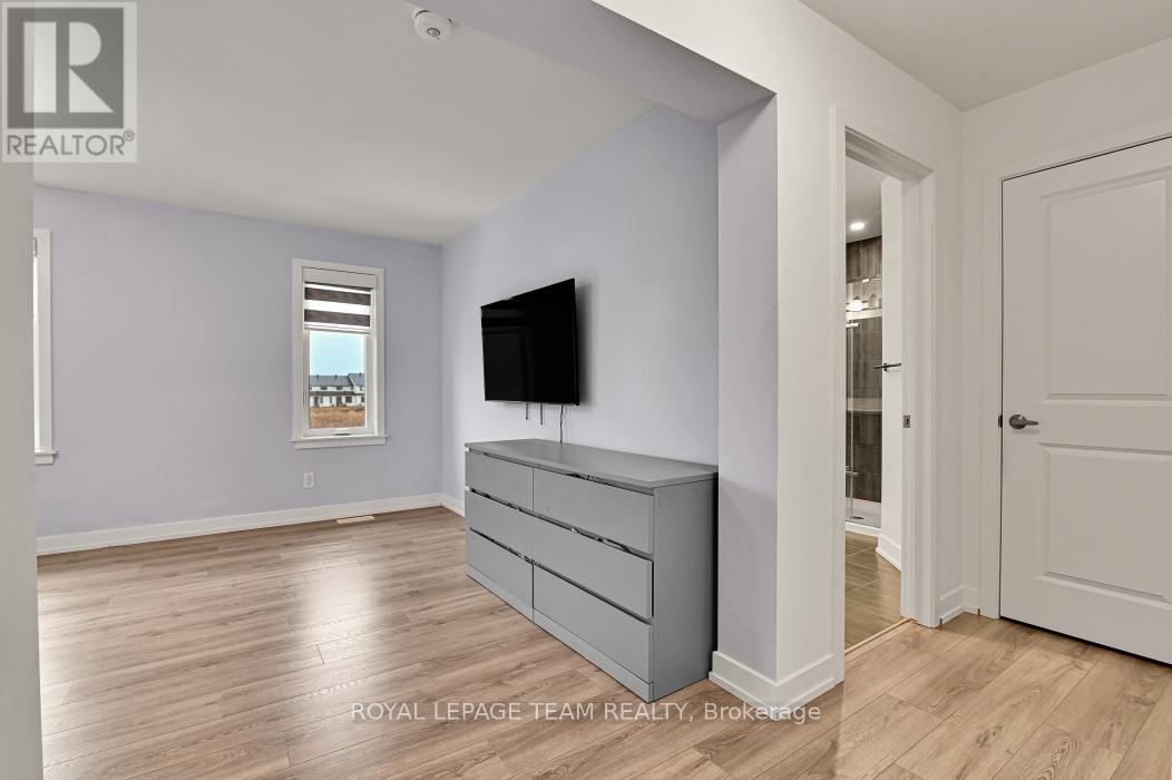 912 Duxbury Lane, Ottawa, Ontario  K4M 0M2 - Photo 22 - X12881868