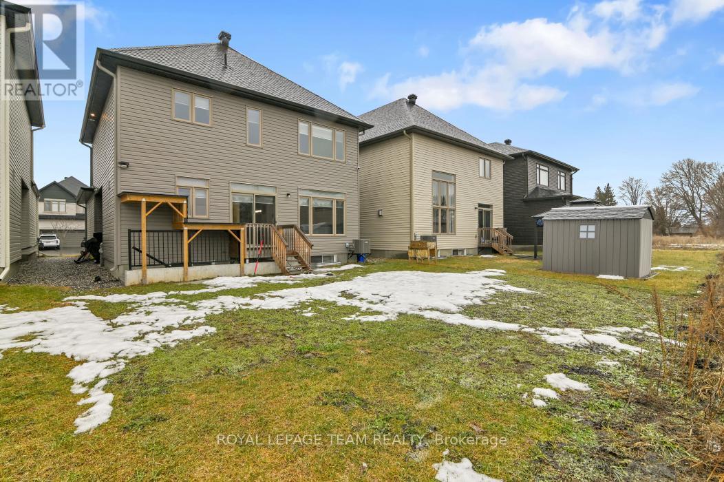 912 Duxbury Lane, Ottawa, Ontario  K4M 0M2 - Photo 35 - X12881868