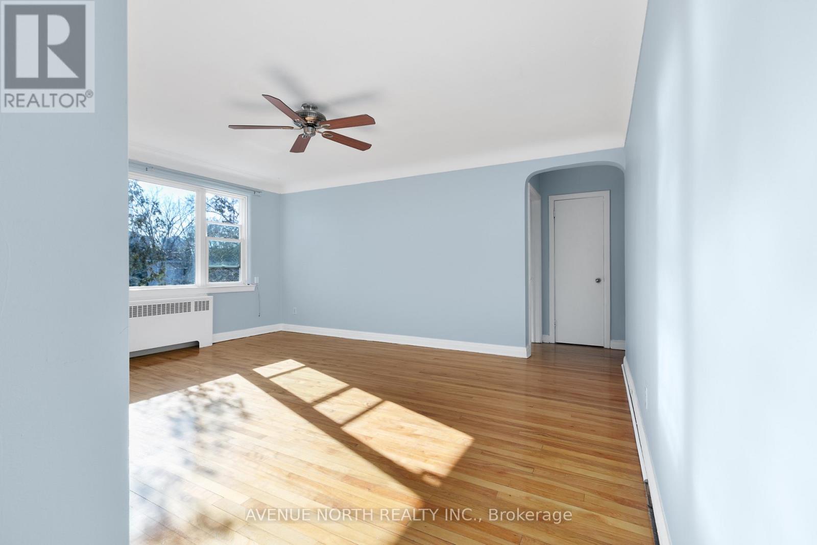 5 - 149 Marquette Avenue, Ottawa, Ontario  K1L 5J7 - Photo 4 - X12881876