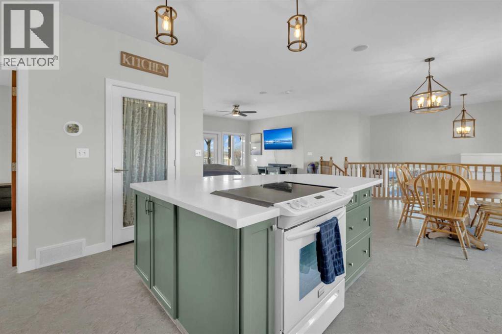 25408 Highway 597, Rural Lacombe County, Alberta  T4L 2N2 - Photo 7 - A2283585