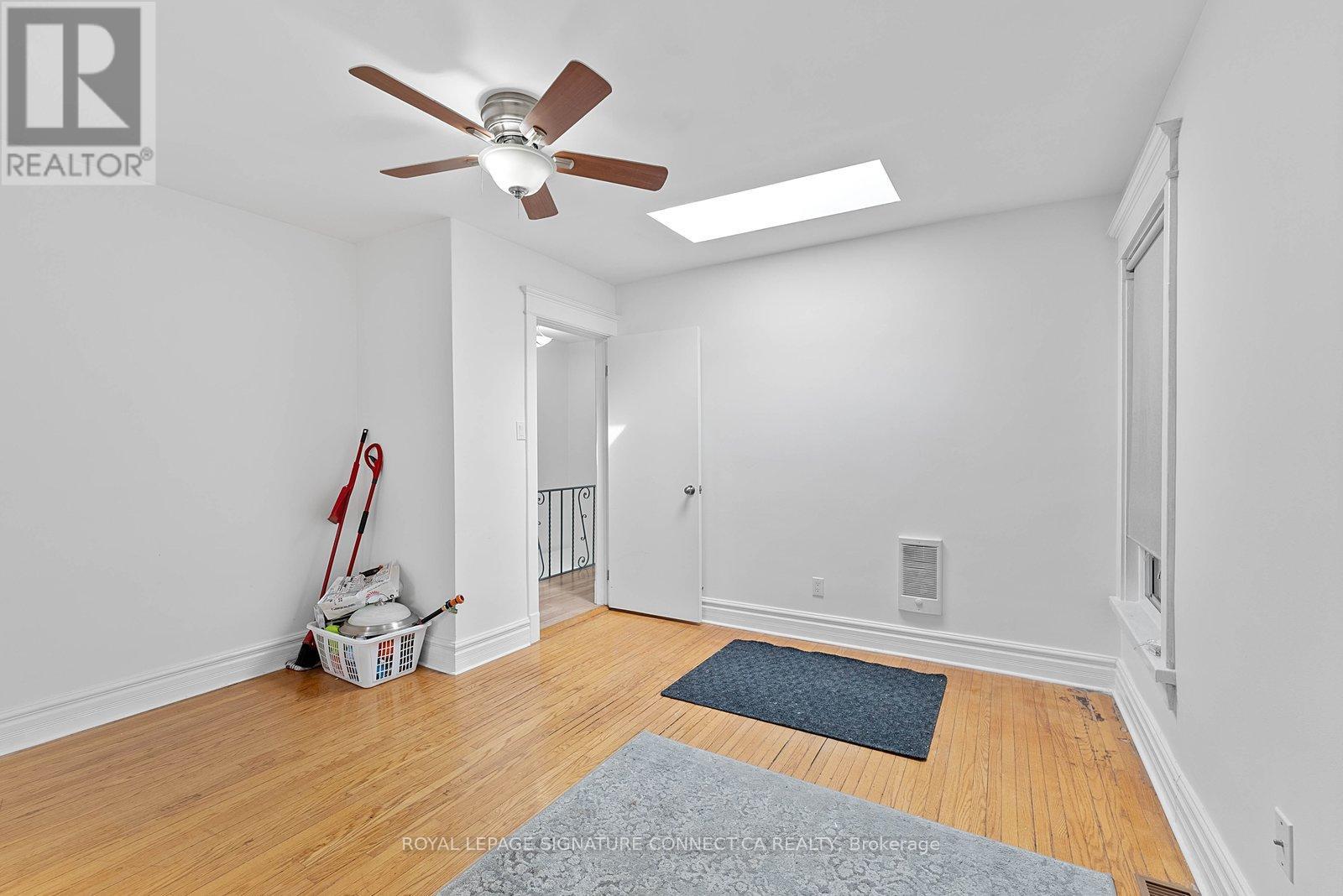 2nd Flr - 236 Christie Street, Toronto, Ontario  M6G 3B8 - Photo 5 - C12881822