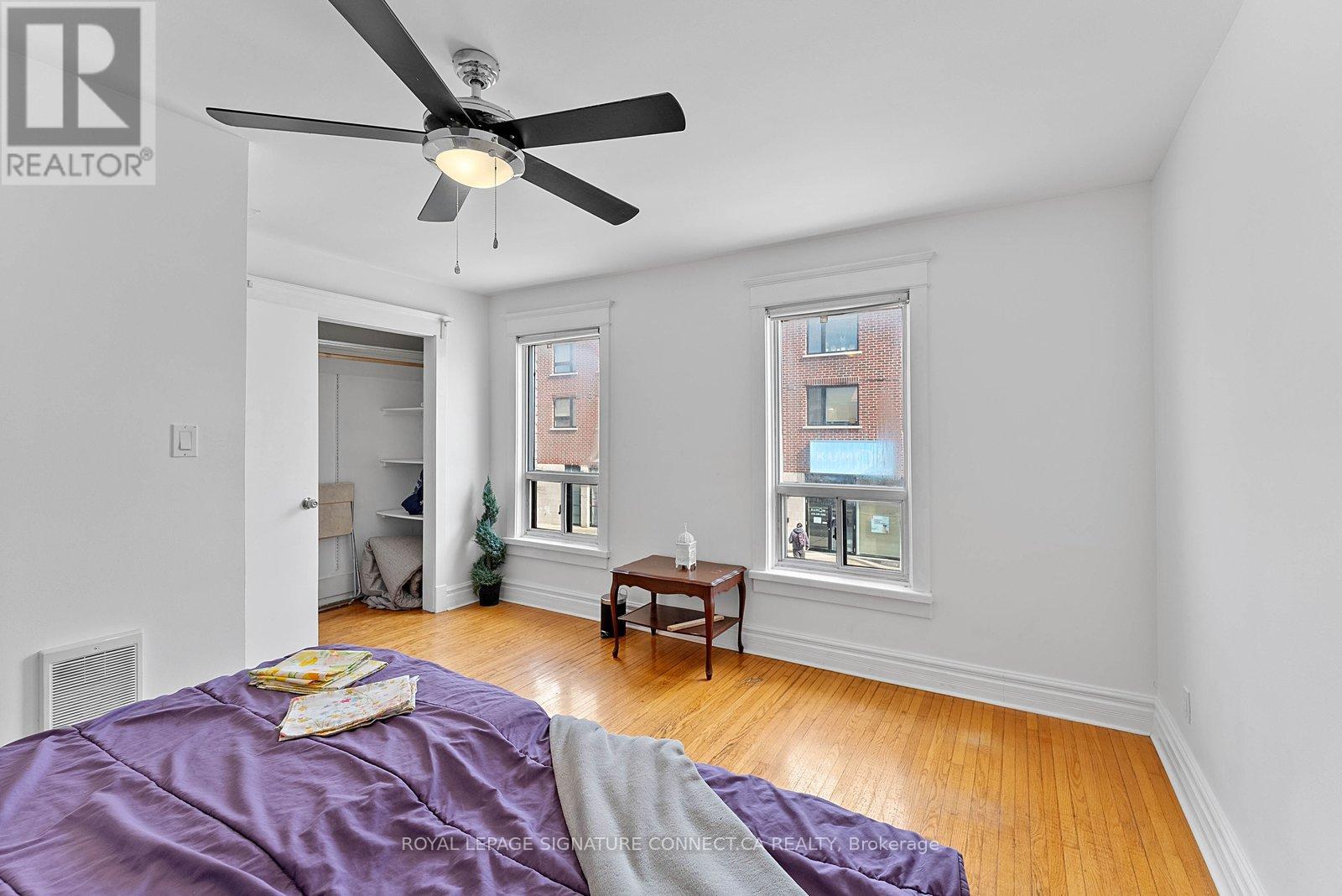 2nd Flr - 236 Christie Street, Toronto, Ontario  M6G 3B8 - Photo 6 - C12881822