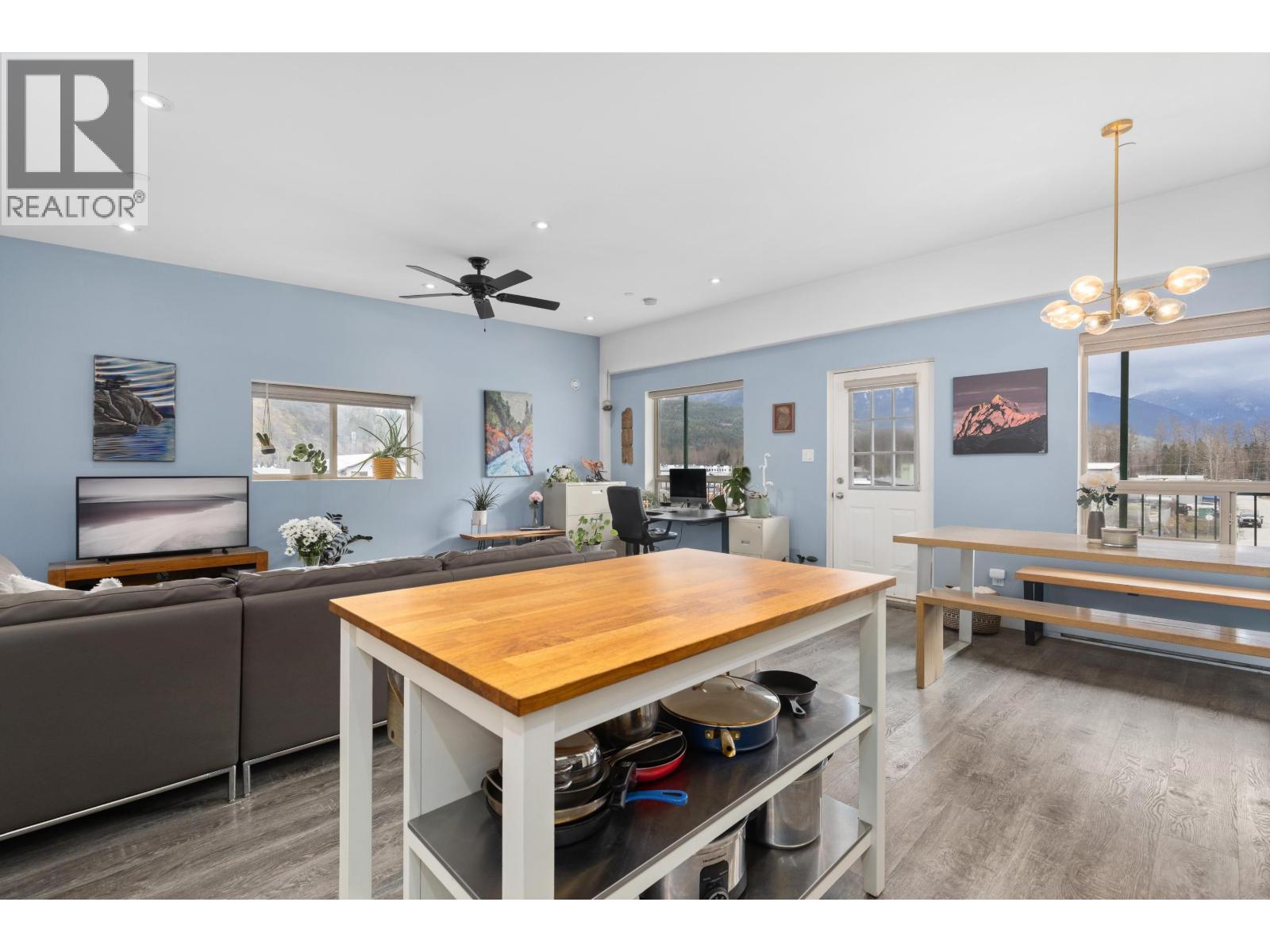 3 1920 Carpenter Road, Pemberton, British Columbia  V0N 2L0 - Photo 8 - R3099587