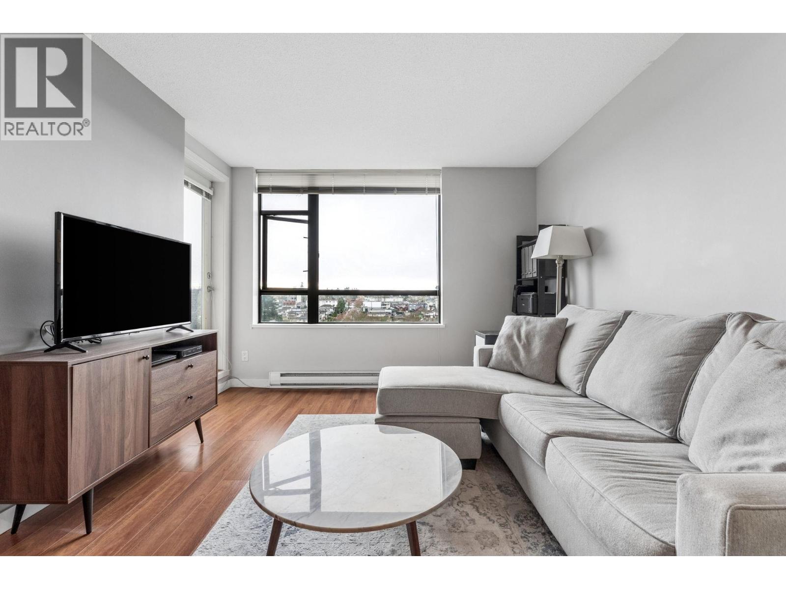 901 3520 Crowley Drive, Vancouver, British Columbia  V5R 6G9 - Photo 3 - R3099589