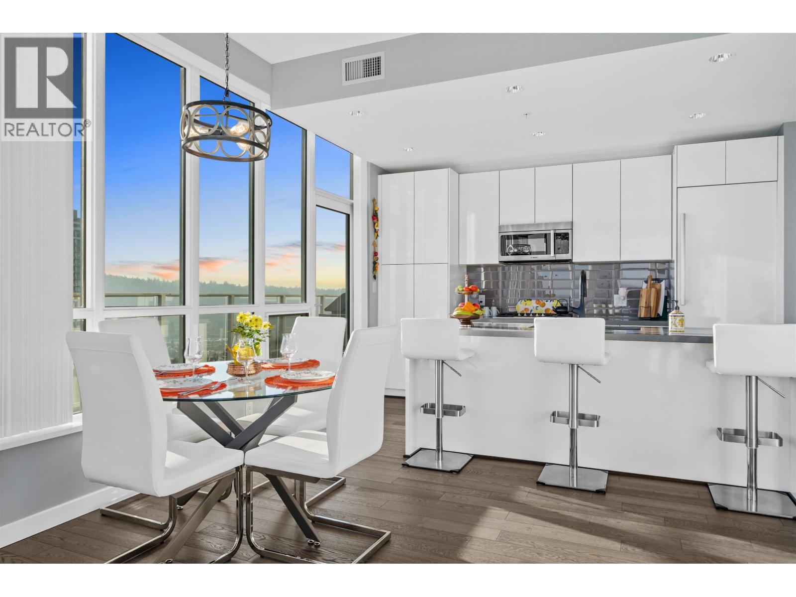 2903 3093 Windsor Gate, Coquitlam, British Columbia  V3B 0N2 - Photo 12 - R3099602