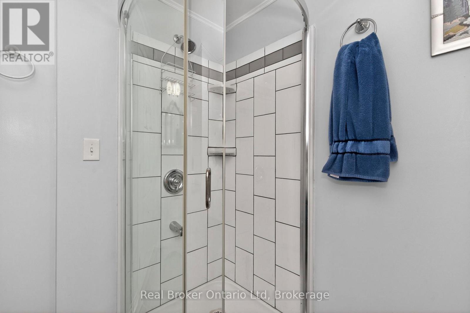 202 Ouida Street, Tay, Ontario  L0K 2C0 - Photo 26 - S12881844