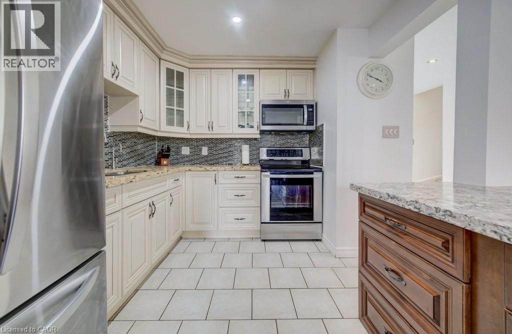 394a Churchill Court, Waterloo, Ontario  N2L 6B4 - Photo 15 - 40812173