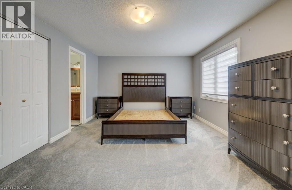 394a Churchill Court, Waterloo, Ontario  N2L 6B4 - Photo 22 - 40812173