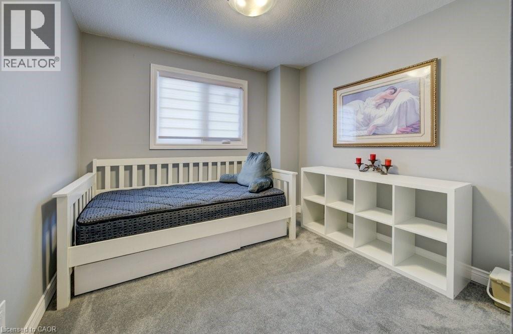 394a Churchill Court, Waterloo, Ontario  N2L 6B4 - Photo 25 - 40812173