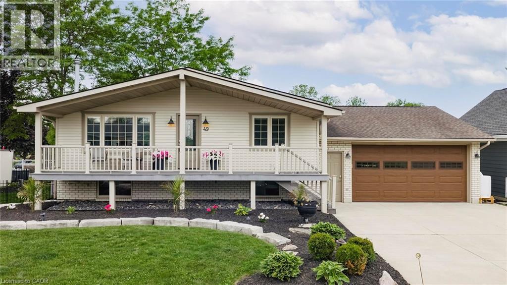 49 Gill Rd Road, Grand Bend, Ontario  N0M 1T0 - Photo 1 - 40811336