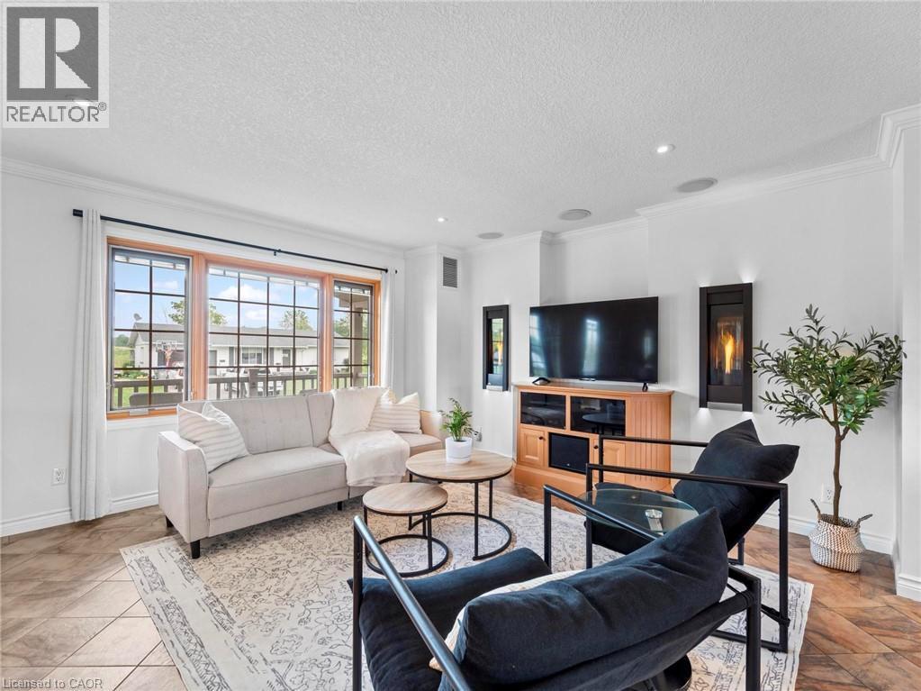 49 Gill Rd Road, Grand Bend, Ontario  N0M 1T0 - Photo 12 - 40811336