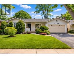 3270 SPRUCE Avenue, Burlington, Ontario