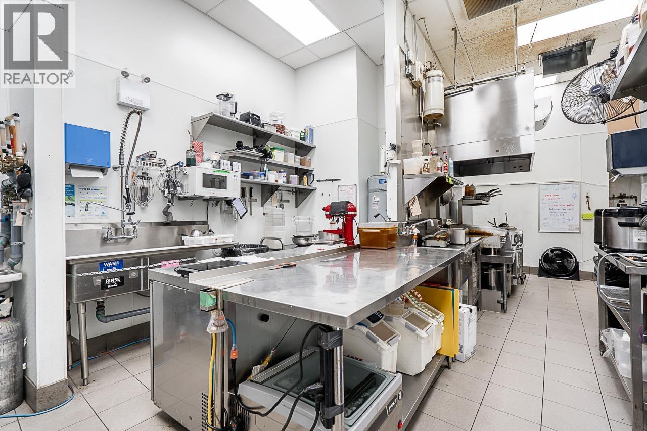 3670 Vanness Avenue, Vancouver, British Columbia  V5R 0G6 - Photo 8 - C8077007