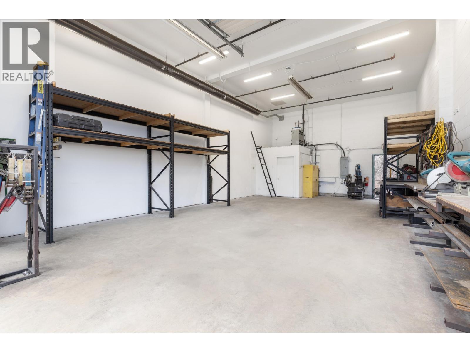 3 1920 Carpenter Road, Pemberton, British Columbia  V0N 2L0 - Photo 2 - C8077011