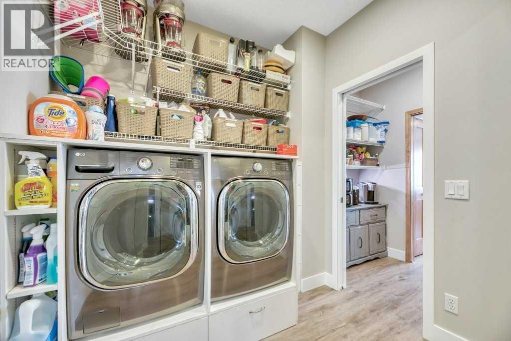 392 Rainbow Falls Way, Chestermere, Alberta  T1X 1S6 - Photo 26 - A2293151