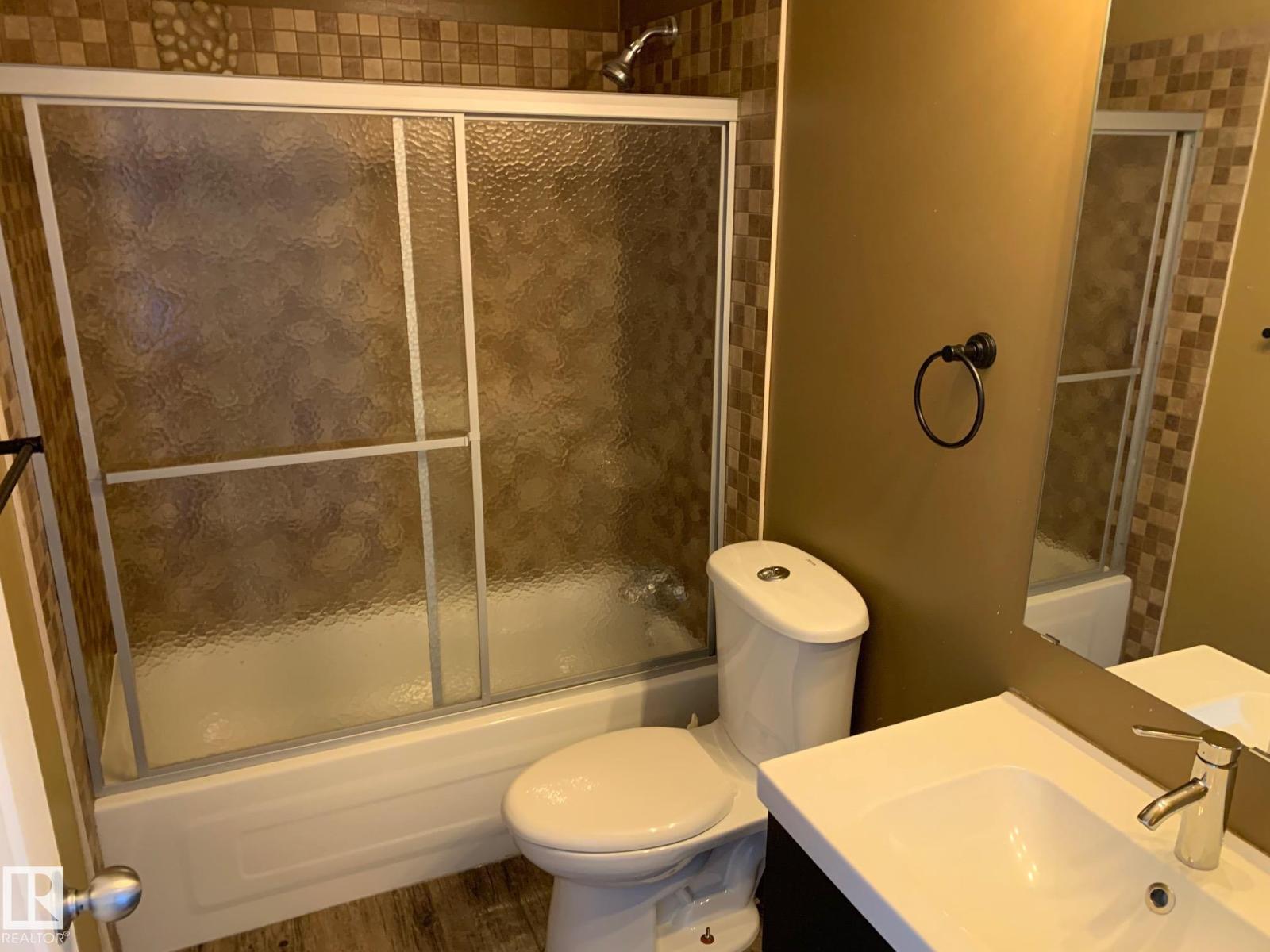 5606 55 St, Beaumont, Alberta  T4X 1A7 - Photo 12 - E4477426