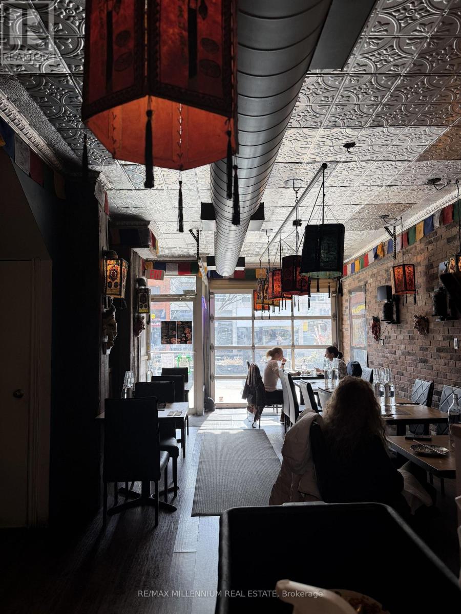 2392 Bloor Street W, Toronto, Ontario  M6S 1P5 - Photo 20 - W12814720