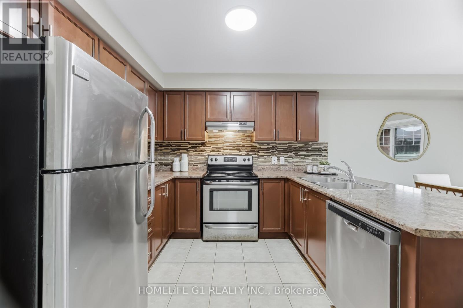 223 Inspire Boulevard, Brampton (Sandringham-Wellington North), Ontario  L6R 3W6 - Photo 14 - W12881840