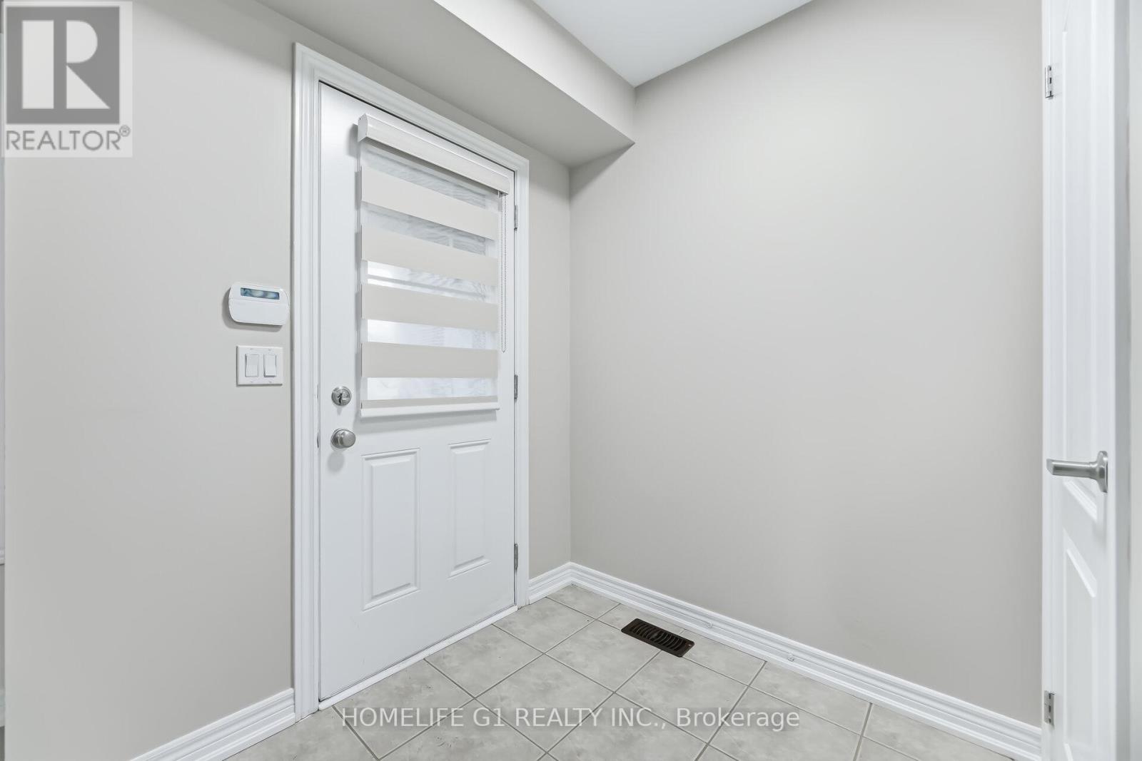 223 Inspire Boulevard, Brampton (Sandringham-Wellington North), Ontario  L6R 3W6 - Photo 4 - W12881840