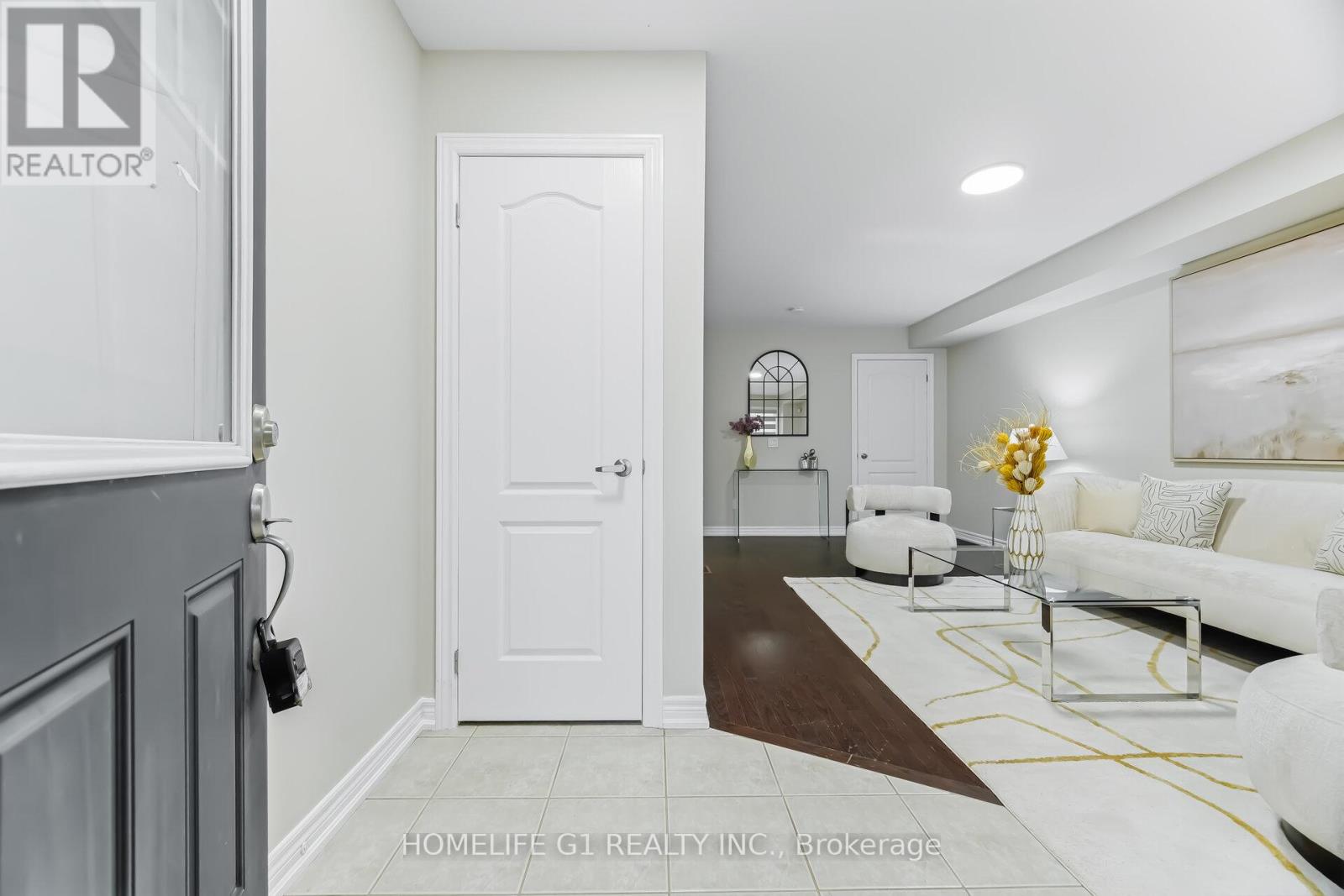 223 Inspire Boulevard, Brampton (Sandringham-Wellington North), Ontario  L6R 3W6 - Photo 5 - W12881840