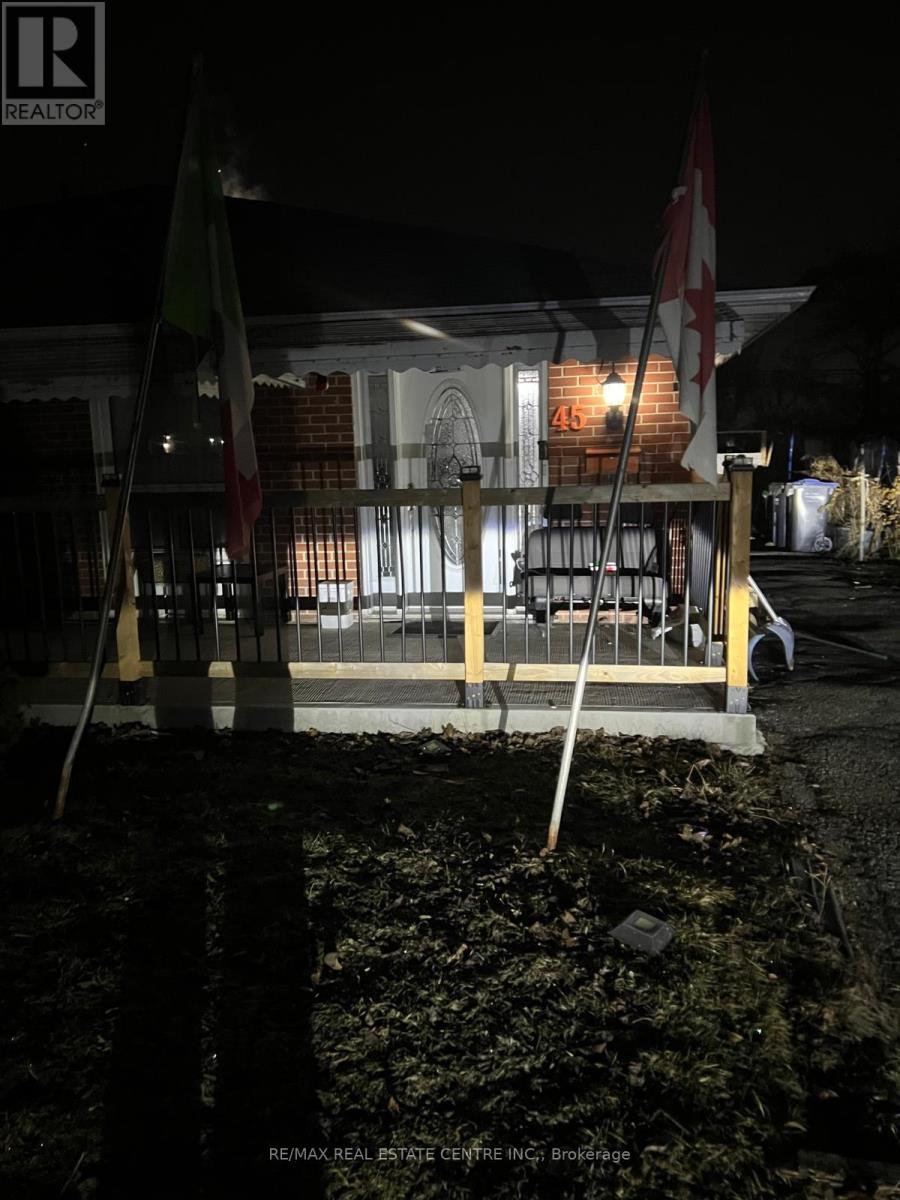 Lower - 45 Autumn Boulevard, Brampton, Ontario  L6T 2W1 - Photo 6 - W12881870