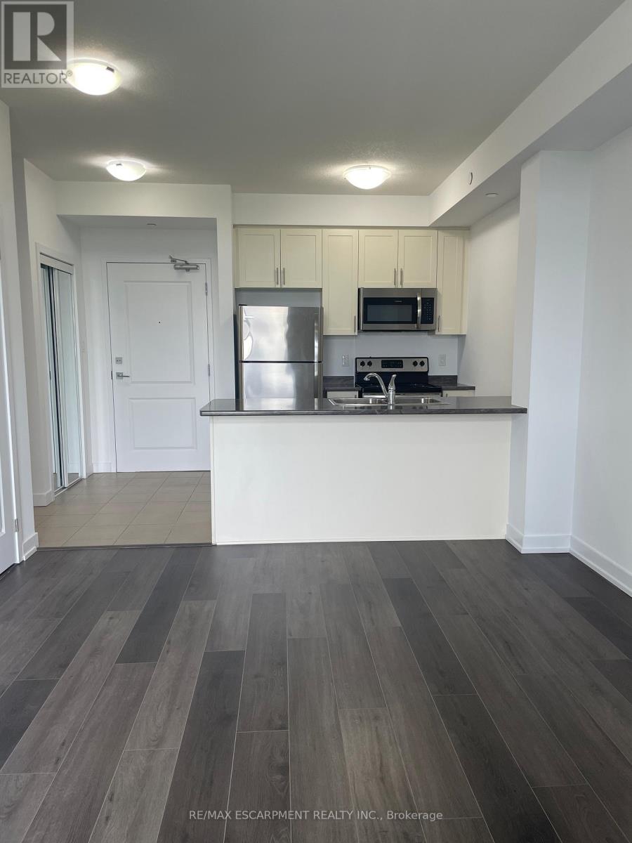 107 - 101 Shoreview Place, Hamilton (Lakeshore), Ontario  L8E 0K3 - Photo 8 - X12881838