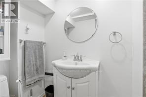 59 Oakley Crescent, Hamilton (Ancaster), Ontario  L9G 1T7 - Photo 34 - X12881866