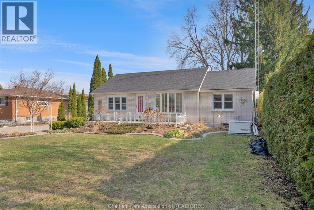 412 Gregory Drive East, Chatham, Ontario  N7M 5J7 - Photo 3 - 26004943