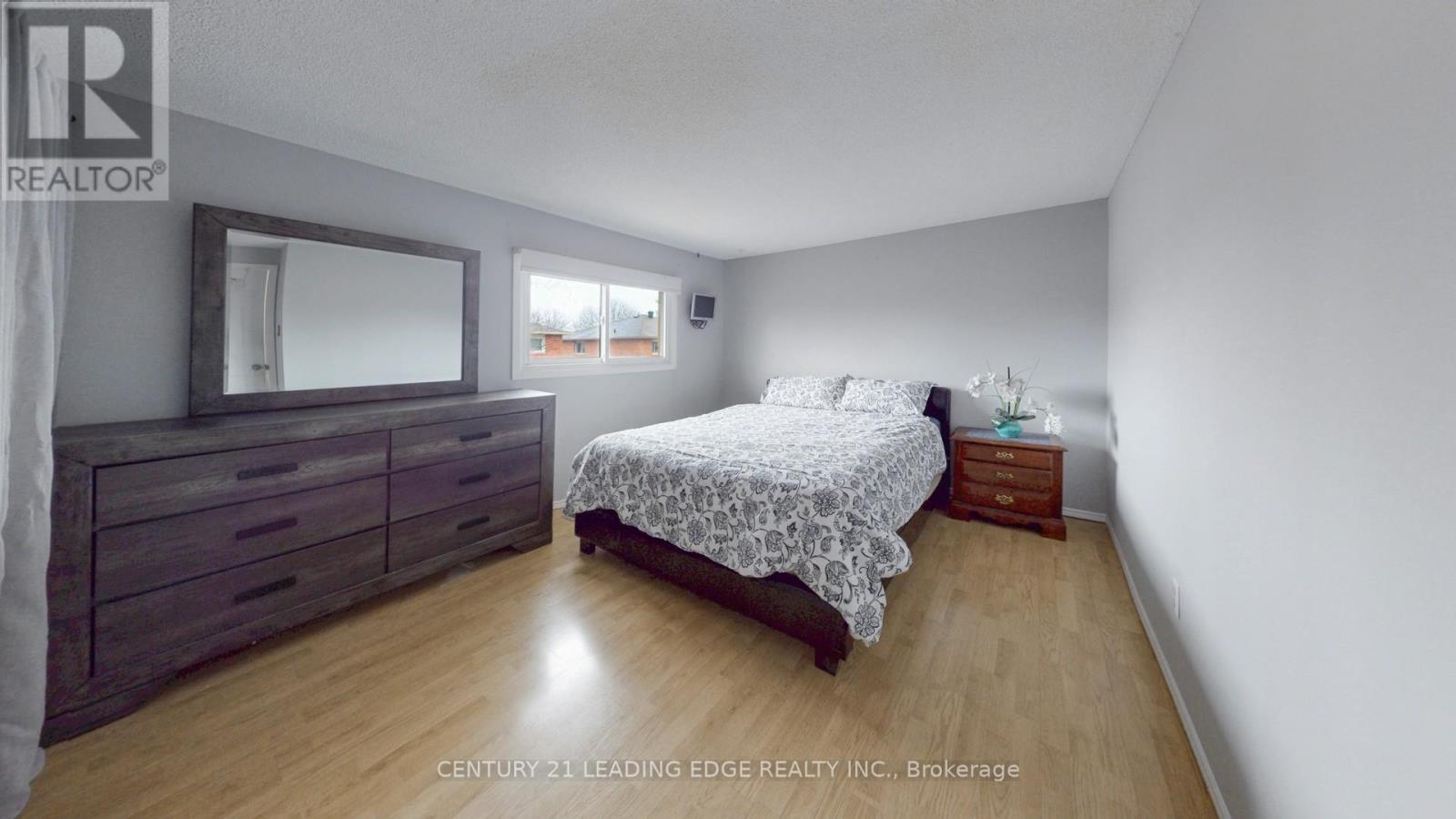 176 Large Crescent, Ajax (Central West), Ontario  L1T 2R2 - Photo 34 - E12879366