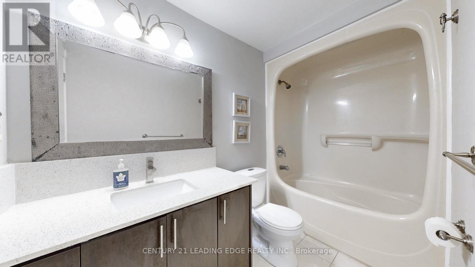 176 Large Crescent, Ajax (Central West), Ontario  L1T 2R2 - Photo 37 - E12879366