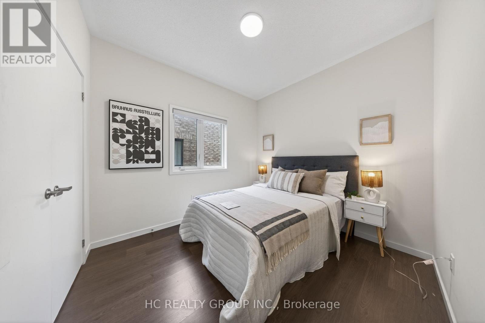 1240 Wellington Street E, Aurora, Ontario  L4G 2C9 - Photo 24 - N12880848