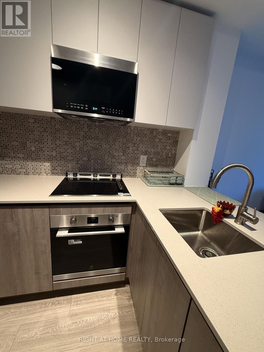 614 - 2485 Eglinton Avenue W, Mississauga, Ontario  L5M 0P3 - Photo 6 - W12875864