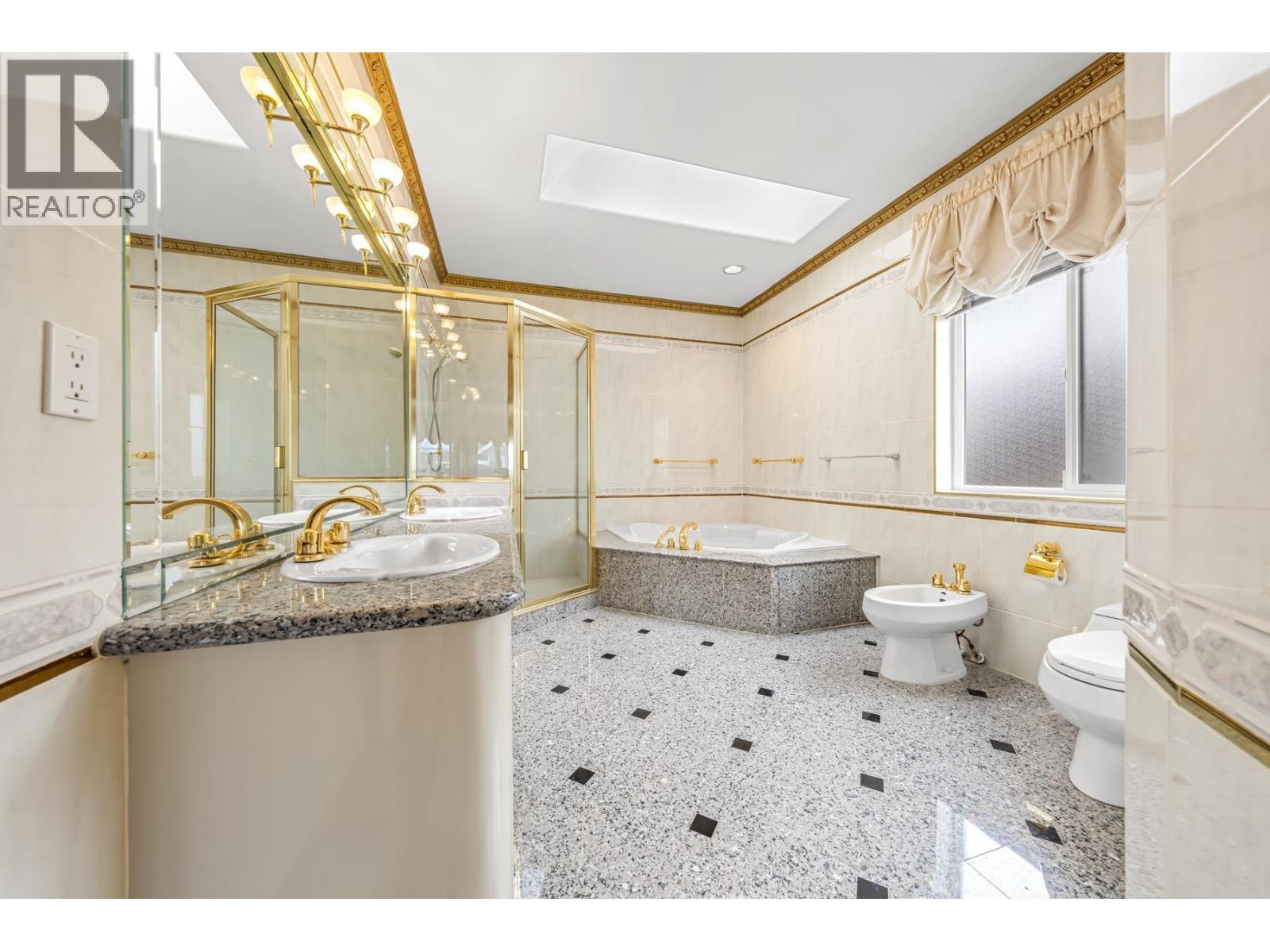 7460 Broadmoor Boulevard, Richmond, British Columbia  V7A 1A7 - Photo 25 - R3098446