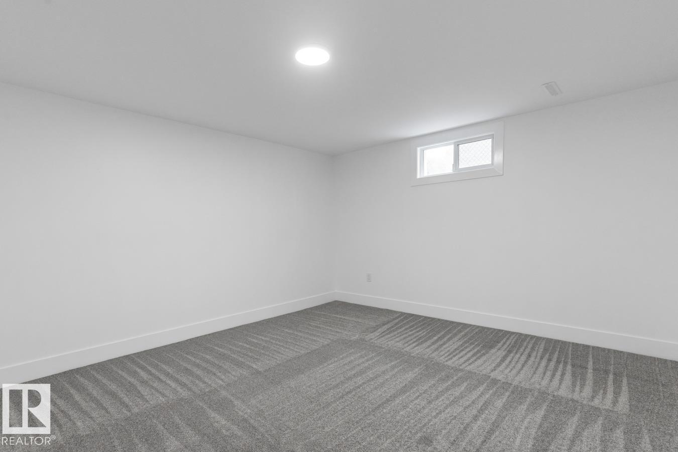 8316 68a St Nw, Edmonton, Alberta  T6B 1T3 - Photo 33 - E4477429