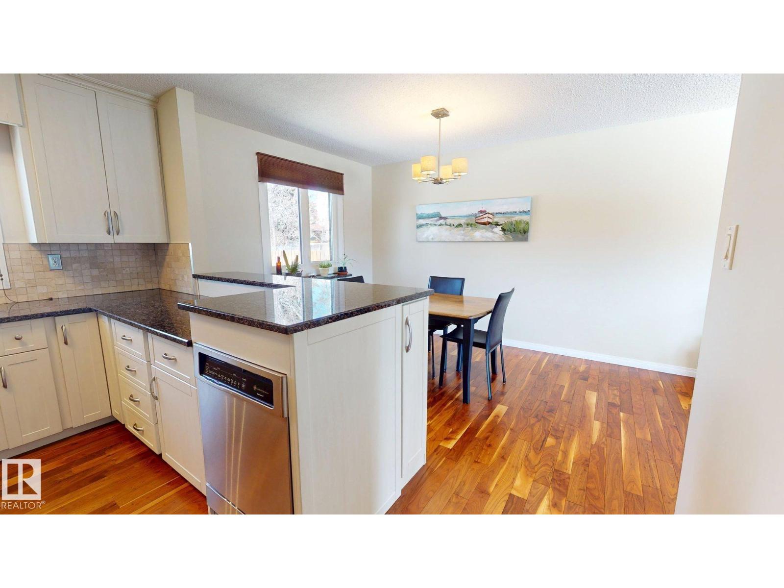 8 Guilford St, Sherwood Park, Alberta  T8A 3H2 - Photo 8 - E4477431