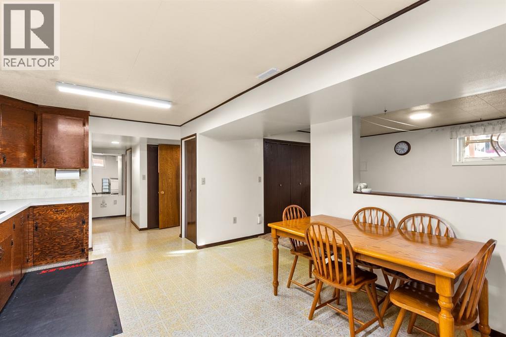 4613 48 Avenue, Olds, Alberta  T4H 1C8 - Photo 30 - A2289366