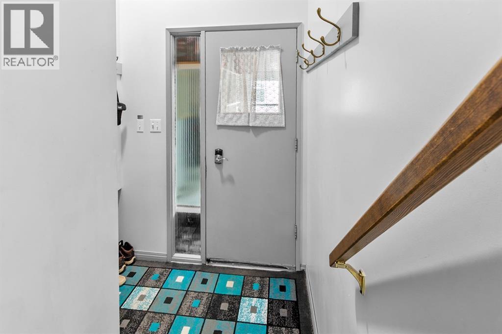 4613 48 Avenue, Olds, Alberta  T4H 1C8 - Photo 20 - A2289366