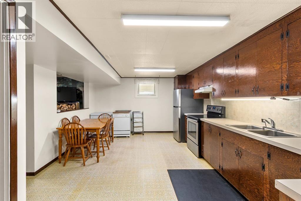 4613 48 Avenue, Olds, Alberta  T4H 1C8 - Photo 26 - A2289366