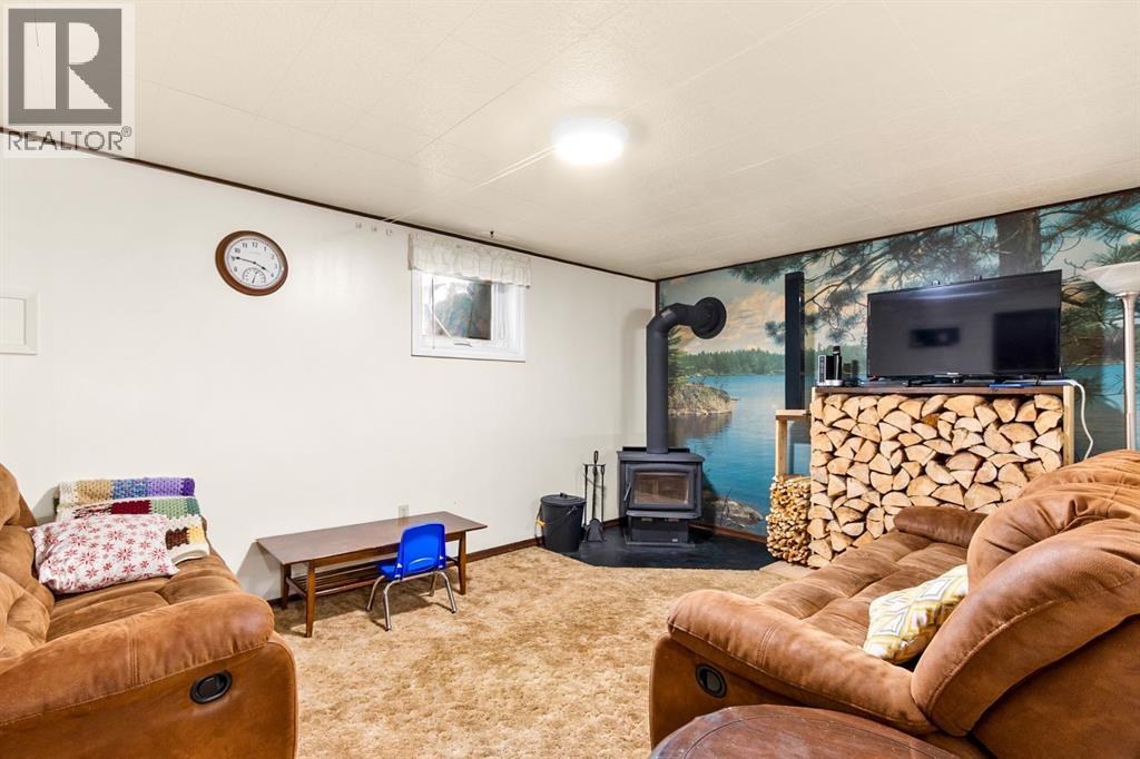 4613 48 Avenue, Olds, Alberta  T4H 1C8 - Photo 31 - A2289366