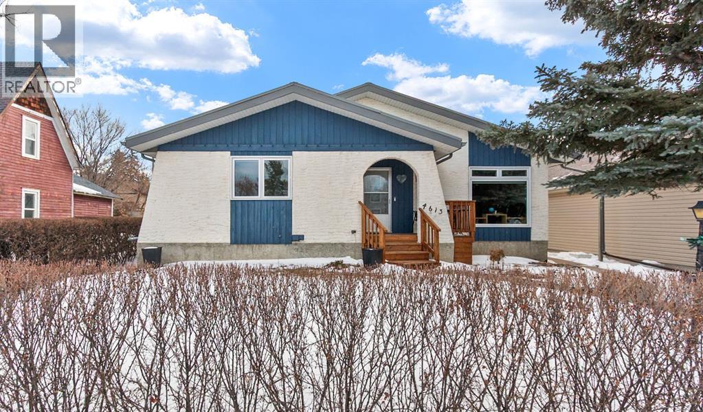 4613 48 Avenue, Olds, Alberta