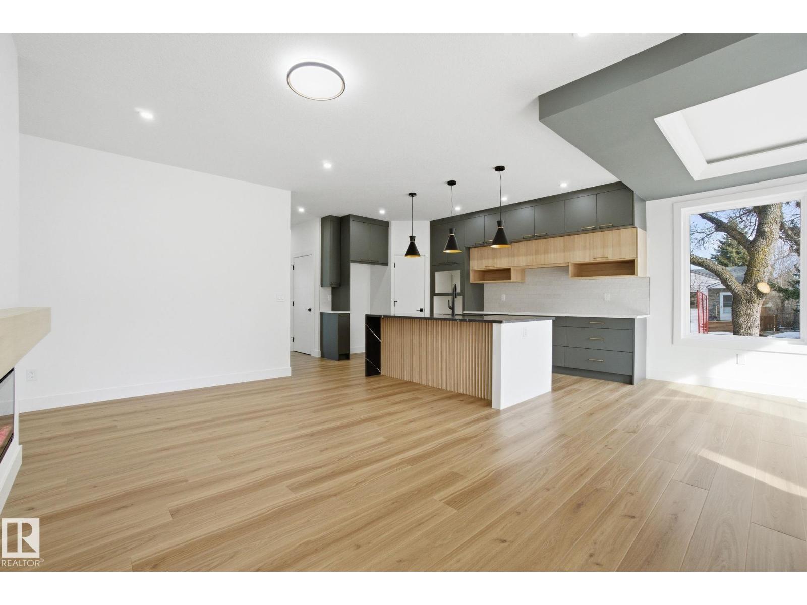 7603 92 Av Nw, Edmonton, Alberta  T6C 1R3 - Photo 20 - E4477433