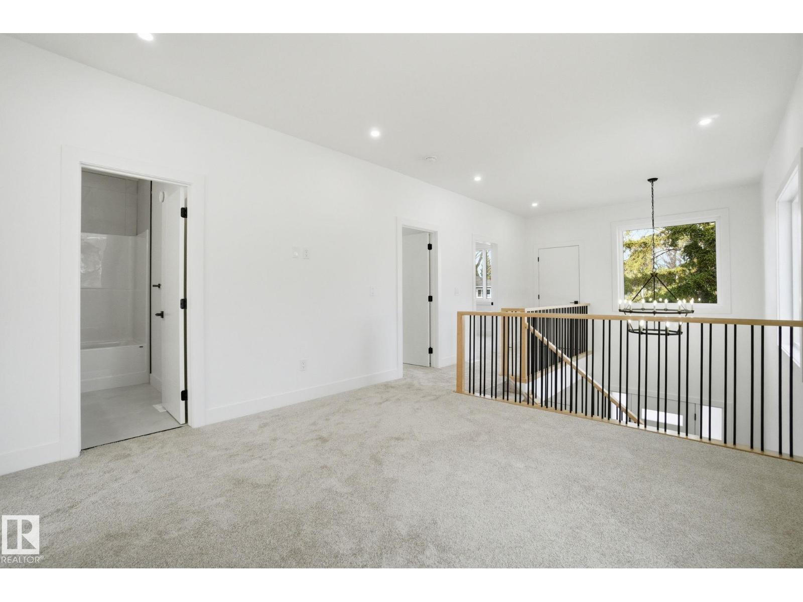 7603 92 Av Nw, Edmonton, Alberta  T6C 1R3 - Photo 28 - E4477433