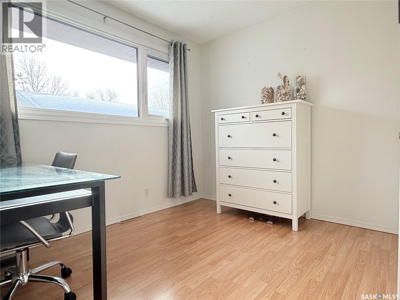 375 9th Avenue W, Melville, Saskatchewan  S0A 2P0 - Photo 15 - SK030404