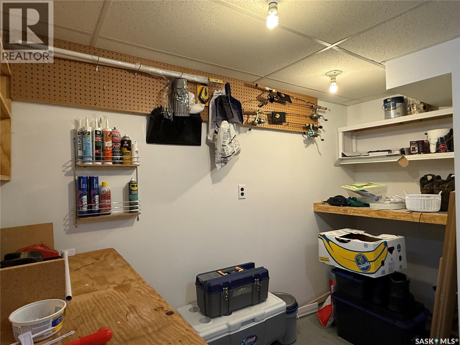 375 9th Avenue W, Melville, Saskatchewan  S0A 2P0 - Photo 34 - SK030404