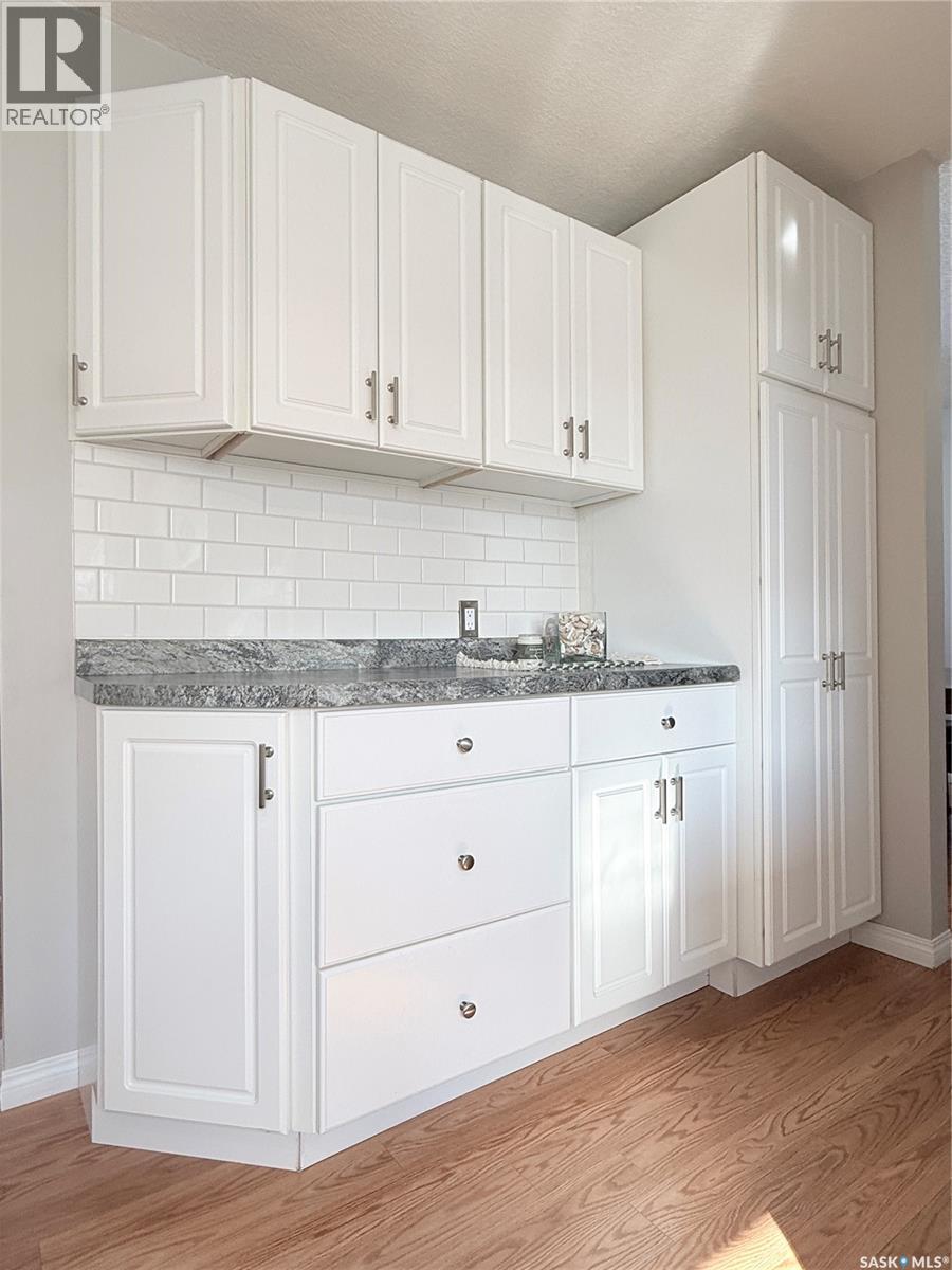 375 9th Avenue W, Melville, Saskatchewan  S0A 2P0 - Photo 9 - SK030404