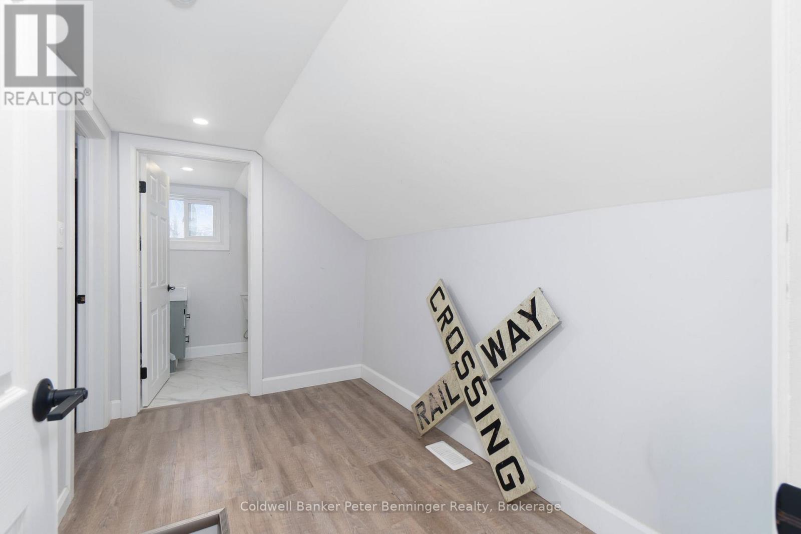 523 Mill Street, West Grey, Ontario  N0G 2M0 - Photo 26 - X12645880