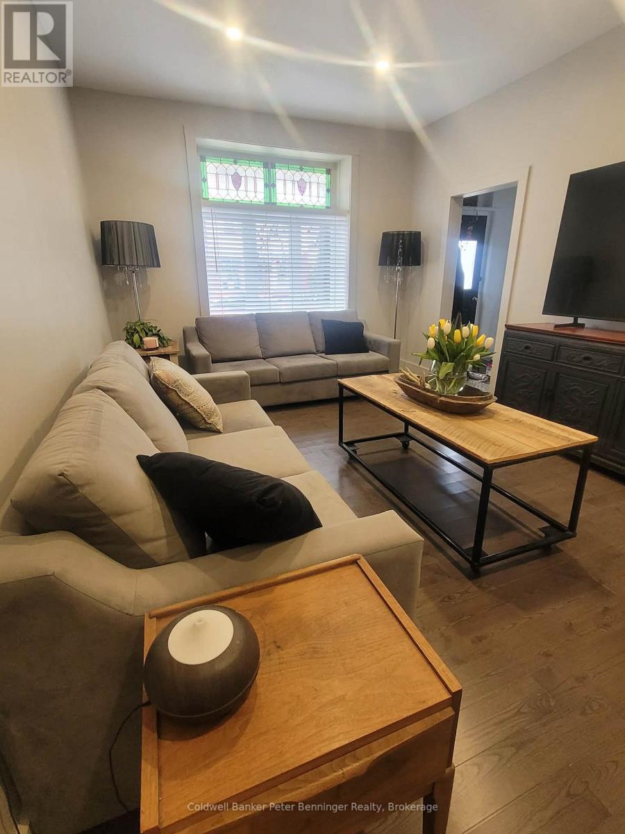 521 Mill Street, West Grey, Ontario  N0G 2M0 - Photo 7 - X12864336